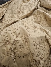 Luxuriöse Tagesdecke