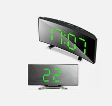 7" LED Wecker Digital Schlummerfunktion USB Tischuhr Alarmwecker Funk Temperatur