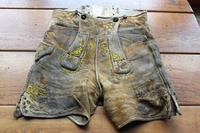Echte sehr alte kurze bayrische Hirschlederhose in ~H52, schön/aber zu flicken !