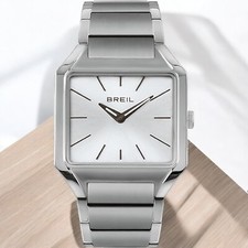 Breil The B Herren Armbanduhr aus Edelstahl in der Farbe Silber 40mm Wasserdicht
