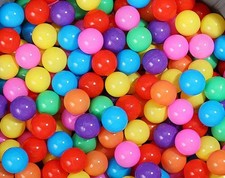 130 Stück Bälle bunt 55mm Bällebad Kunststoff Spielzeug Baby Kinder Garten Neu