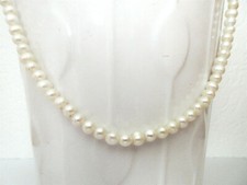Collier aus