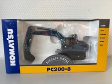 Komatsu PC200-8 Kettenbagger mit Tieflöffel  alder ag  NZG #804/06  1:50  OVP