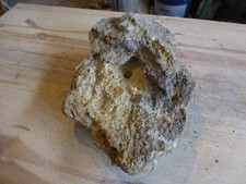 Quellstein Brunnenstein mit