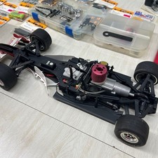 DeAGOSTINI 1/8 Ferrari F2004