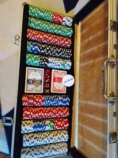 Eaxus® Deluxe Poker Koffer | Profi Poker Set m. 500 Laser Chips, Karten, Würfel