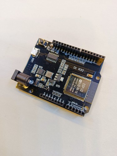 Esp32 ch340 wemos r32 4mb - esp32,