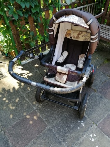 Kinderwagen sehr gut erhalten
