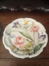 Vintage japanische Porzellan Teller Paar handbemalt floral gewellt
