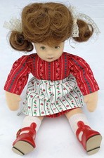 Puppe "Luise" Waldorf-Art bespielbar ab 3 Jahre Kleid m. Schürze und Unterwäsche