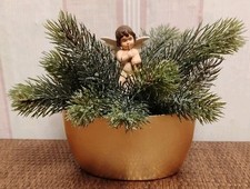 Tischgesteck Weihnachten Keramik Schale mit Tannenzweigen + musizierender Engel