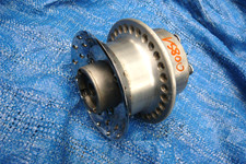 Suzuki  VS800 Intruder VS52 B   VS1400  Radnabe vorne Nabe vom Vorderrad Rad Hub