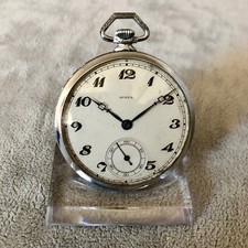 s c h ö n e TASCHENUHR HUBER