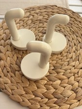 Drei Kleiderhaken Weiß wie Hewi