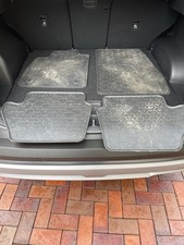 Gummi Fußmattensatz für Ford Fiesta MK7 ab 2016 bis 2024