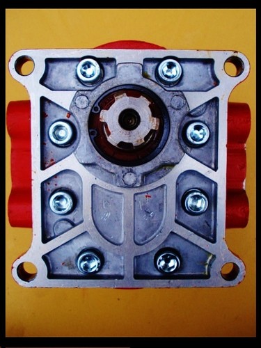 Traktor k700 pumpe - pumpe, hubzylinder