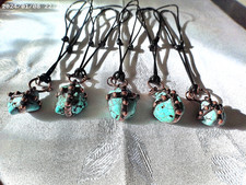 5ST NATURSTEIN TÜRKIS ANHÄNGER IN METALL GEFAST  LEDERKETTEN INDIANER SCHMUCK 21