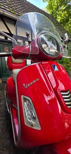 Vespa gts 300 abs - vespa, 300,
