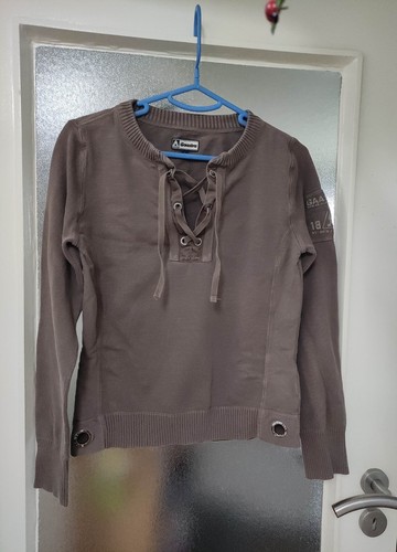 Pulli - , +