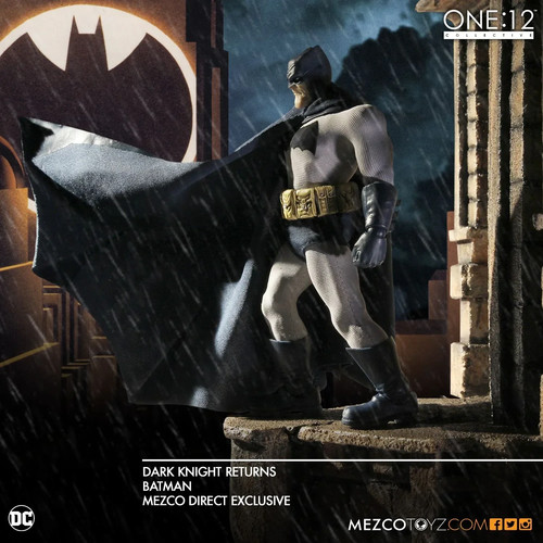 Mezco one batman - one, the