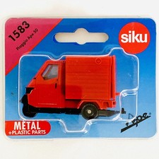Siku  1583 1:55 Piaggio Ape 50 rosso/rot Lieferfahrzeug Anhängerkupplung neu OVP