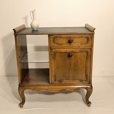 Antiquität Schränkchen Kommode Louis XIV  14. Nußbaum wohnfertigem Zustand.