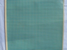 Alte Puppenstuben-Tapete