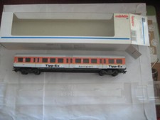 Marklin H0 4105 DB 2nd Class