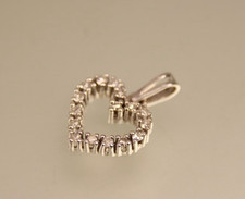 585 er Weißgold Herz