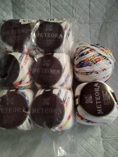 Neu* 8 Knäuel Wolle  zum