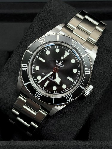 Tudor black bay monochrome - monochrome, /