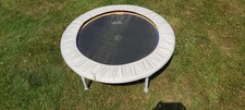 Trampolin „Trimilin“ mit 36 Metallfedern + Handbuch + Video-DVD