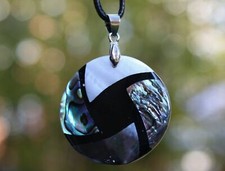 P112 Muschel Perlmutt