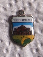 Bettelarmband Wappen Anhänger - Fort Fun City  - 800 Silber (EHj)