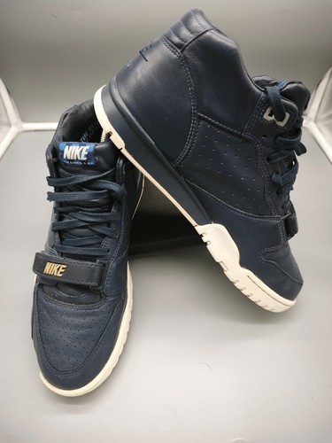 Nike air trainer fragment - trainer, x