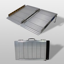 Rollstuhl Rampe 61 cm klappbar leicht Alu Auffahrrampe Schwellenrampe