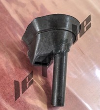 HONDA CBR SC 24, SC 25, 17235-MS-000 ZU VOLLSCHALE UNTER TANK