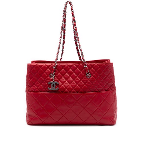 Chanel large quilted calfskin - large,