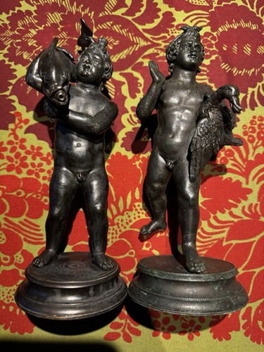 Paar putti aus bronze 24 - je,