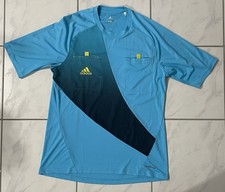 Adidas-Schiedsrichtertrikots