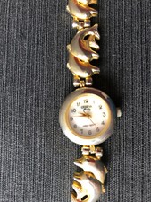 Interessante GENEVA Damenuhr
