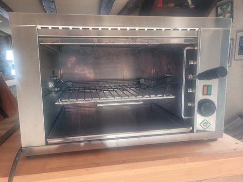 Salamander grill - salamander,