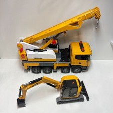 BRUDER - 03571 Scania Super 560R Liebherr Kran-LKW + 02456 Cat Minibagger - GUT