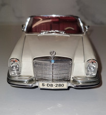 Mercedes- Benz 280SE 1966