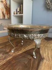 Antike Metallschale mit