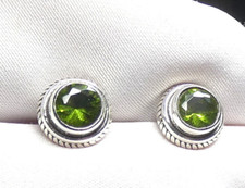 facettierter, edler Peridot Ohrstecker 925 Silber ca. 8 mm Durchmesser UNIKAT *