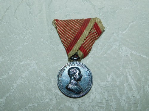 Kuk tapferkeitsmedaille in - -,