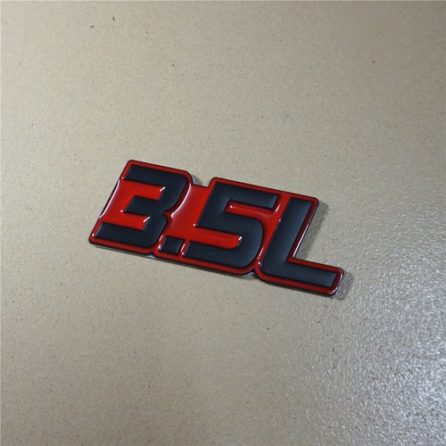 1pc red black - metal, badge