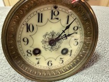 schönes Uhrwerk für Kaminuhr