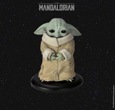 The Mandalorian Resin-Statue